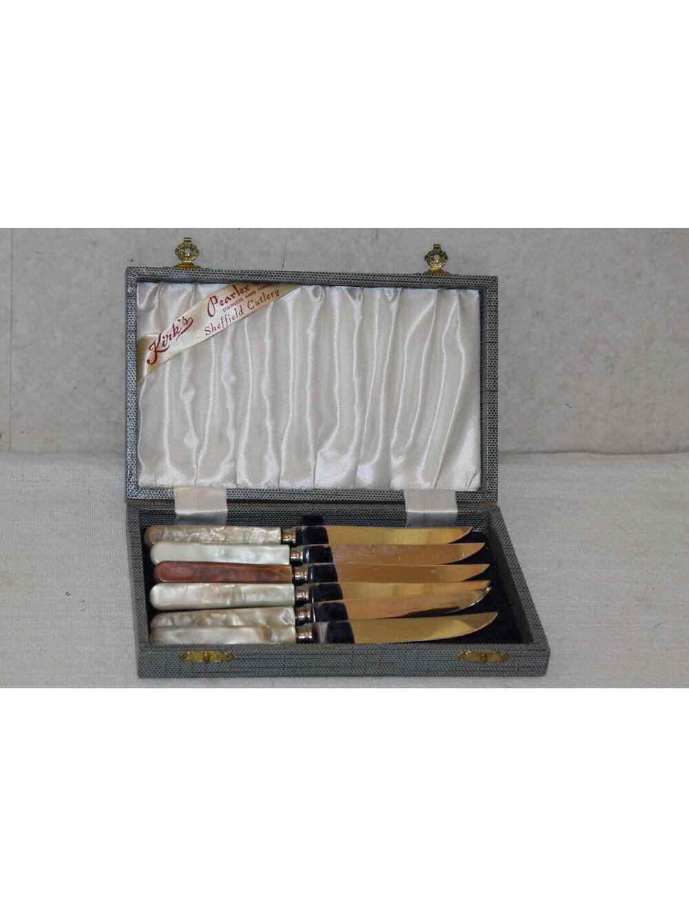 Vintage Kirk’s Pearlex Sheffield England Stainless Steel Dessert Knife Set
